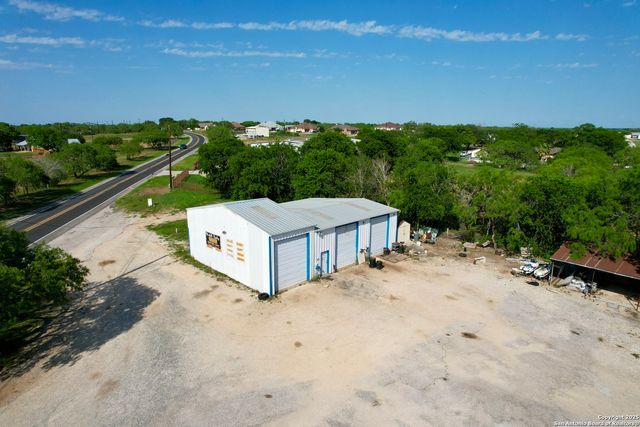1708 Fm 1516, China Grove, TX 78263
