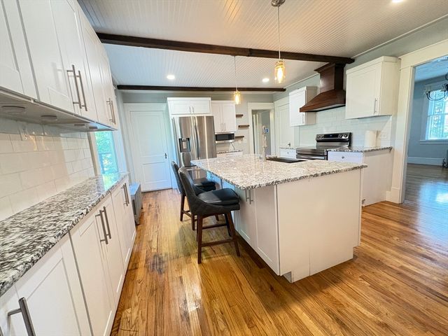 110 Darling Street, Springfield, MA 01151