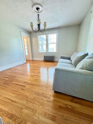 110 Darling Street, Springfield, MA 01151