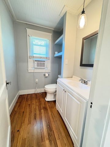 110 Darling Street, Springfield, MA 01151
