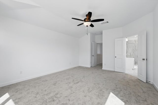 306 Oakbend Drive, Lewisville, TX 75067