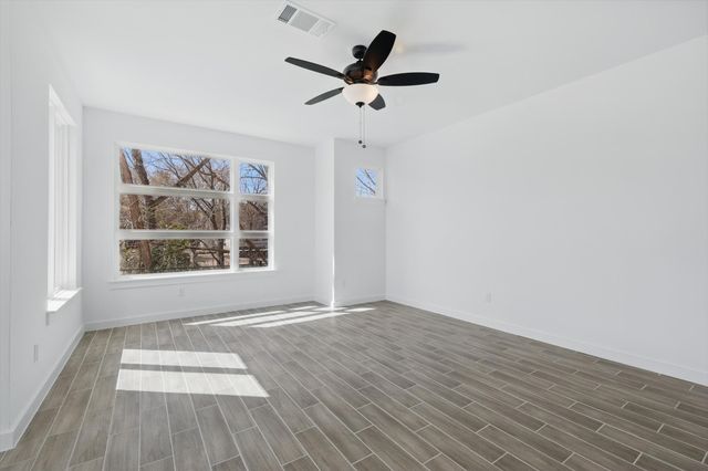 306 Oakbend Drive, Lewisville, TX 75067