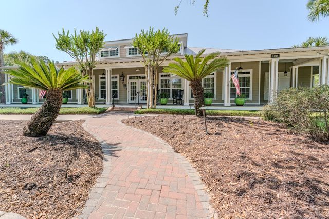 1709 Basildon Road, Mount Pleasant, SC 29466