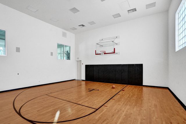 99 SE Mizner Boulevard Apt 802, Boca Raton, FL 33432