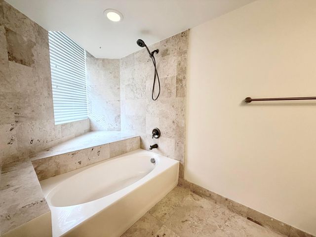 99 SE Mizner Boulevard Apt 802, Boca Raton, FL 33432