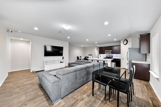 1818 Raven Vista Drive, Richmond, TX 77469