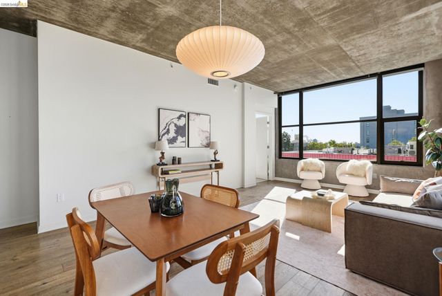 311 2nd St 516, Oakland, CA 94607