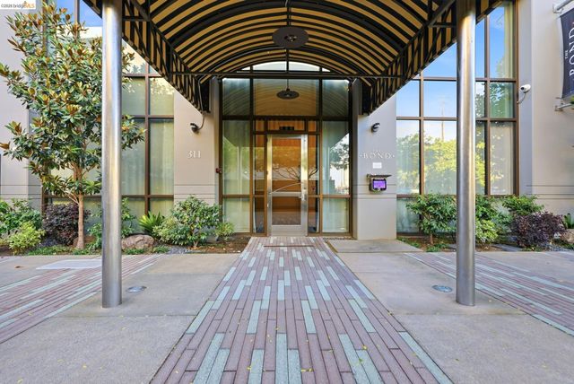 311 2nd St 516, Oakland, CA 94607