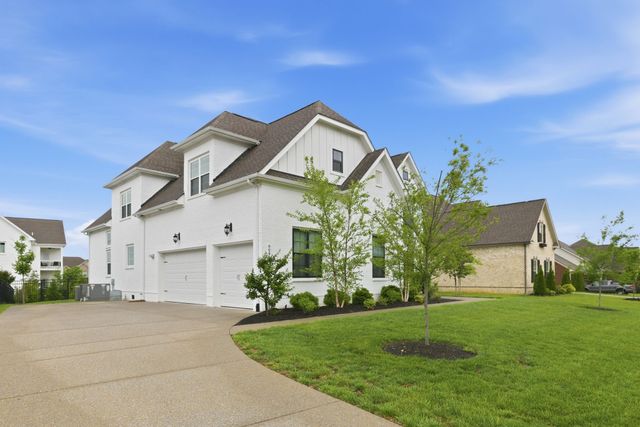 6083 Kidman Ln, Spring Hill, TN 37174