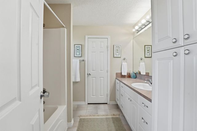 12902 John Reynolds Road, Galveston, TX 77554