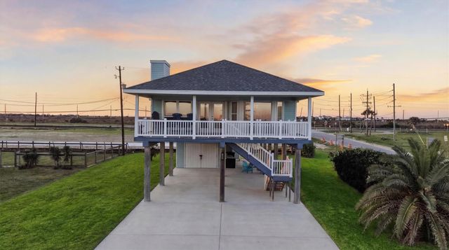 12902 John Reynolds Road, Galveston, TX 77554