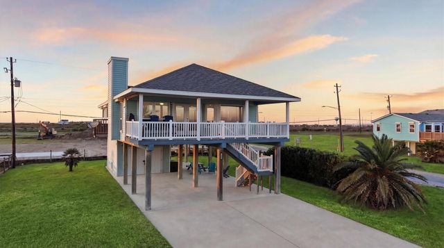 12902 John Reynolds Road, Galveston, TX 77554