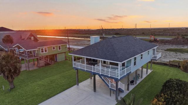12902 John Reynolds Road, Galveston, TX 77554