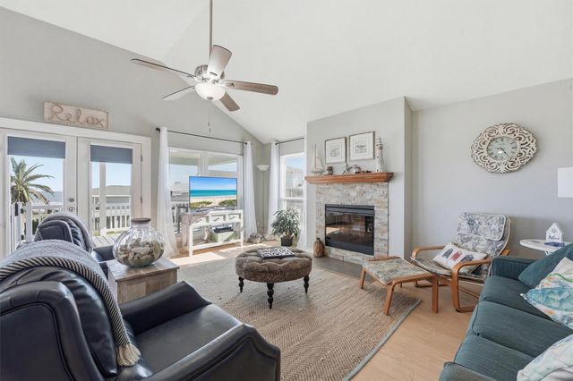 12902 John Reynolds Road, Galveston, TX 77554