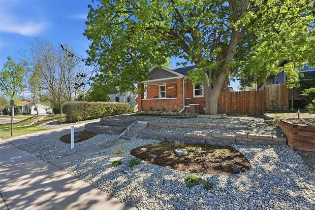 3810 S Grant Street, Englewood, CO 80113