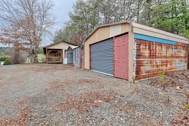 9 Wig King Drive, Murphy, NC 28906