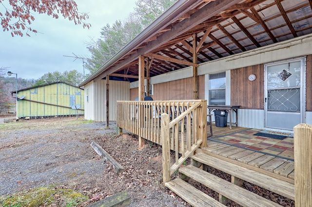 9 Wig King Drive, Murphy, NC 28906