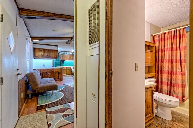 9 Wig King Drive, Murphy, NC 28906