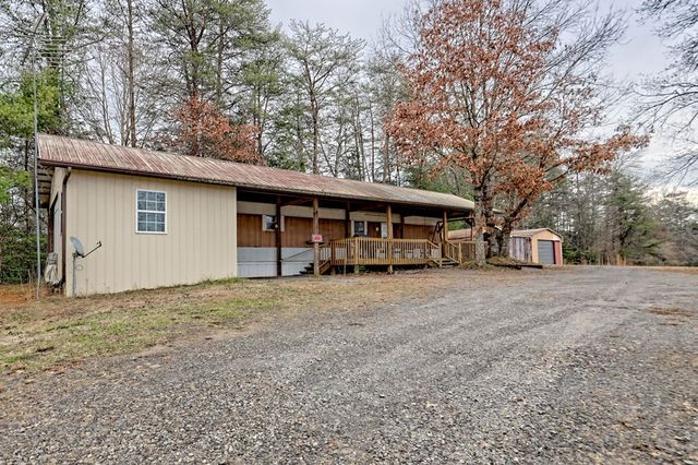 9 Wig King Drive, Murphy, NC 28906