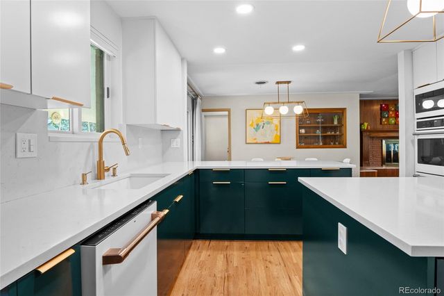 3120 S University Boulevard, Denver, CO 80210