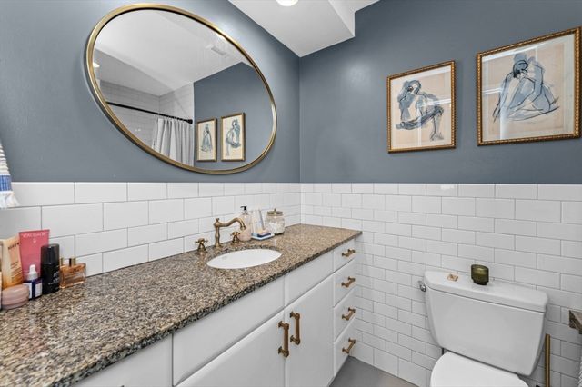 9 W Broadway 214, Boston, MA 02127