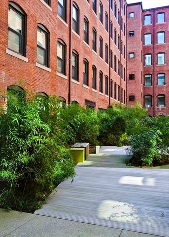 9 W Broadway 214, Boston, MA 02127