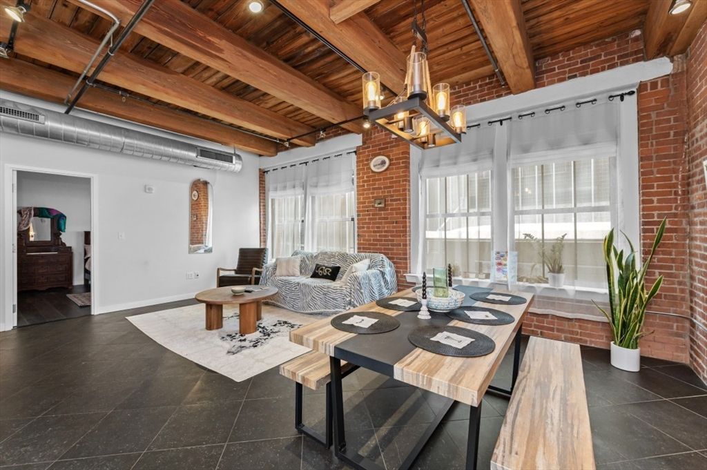 9 W Broadway 214, Boston, MA 02127