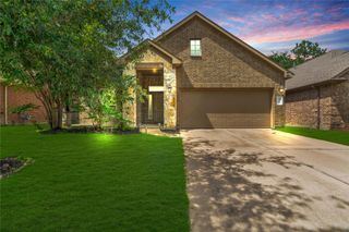 2450 Garden Shadows, Montgomery, TX 77384
