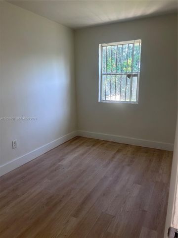 1820 NW 73rd St, Miami, FL 33147