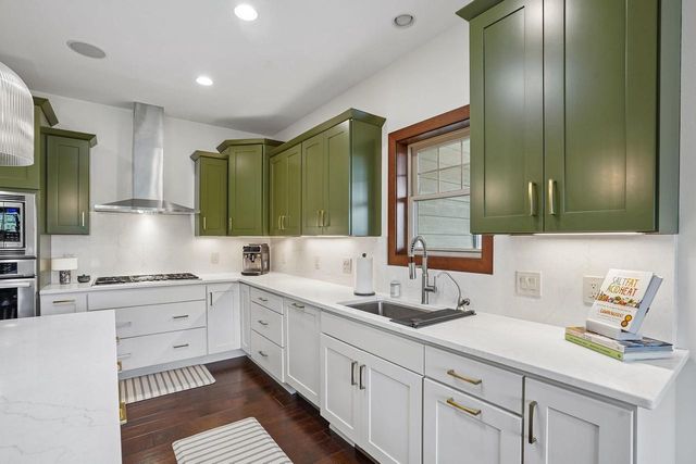 4428 Blackwolf Run, Middleton, WI 53597