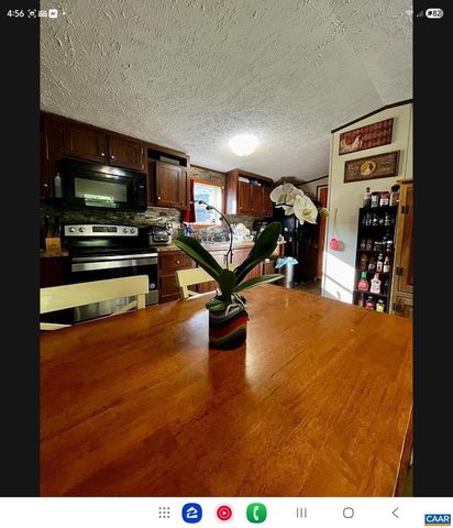 2018 PARKER MOUNTAIN RD, Stanardsville, VA 22973