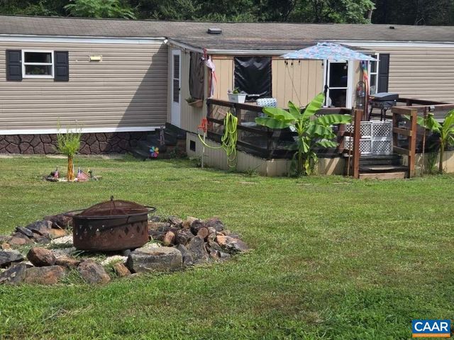 2018 PARKER MOUNTAIN RD, Stanardsville, VA 22973