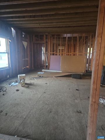 2018 PARKER MOUNTAIN RD, Stanardsville, VA 22973