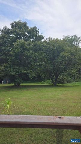 2018 PARKER MOUNTAIN RD, Stanardsville, VA 22973