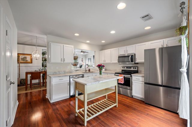 573 Antebellum Lane, Mount Pleasant, SC 29464