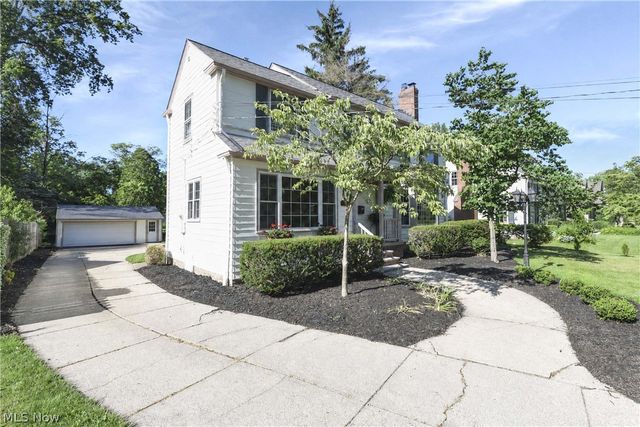 28302 W Oviatt Road, Bay Village, OH 44140