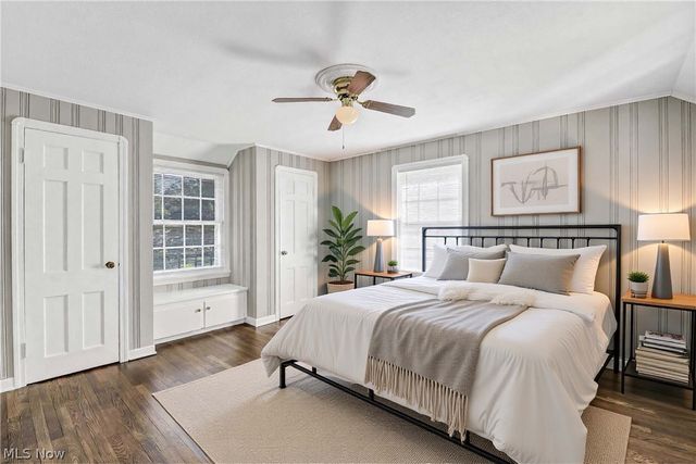 28302 W Oviatt Road, Bay Village, OH 44140
