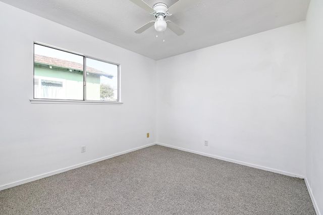 2424 W Holland Avenue, Fresno, CA 93705