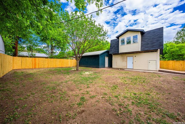 129 Willow Way, Kerrville, TX 78028