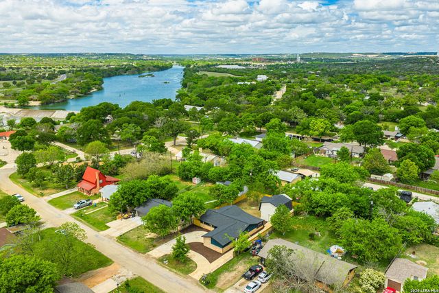 129 Willow Way, Kerrville, TX 78028