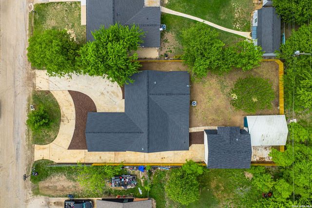 129 Willow Way, Kerrville, TX 78028