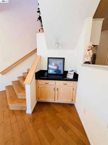 4063 W Lakeshore Dr, San Ramon, CA 94582