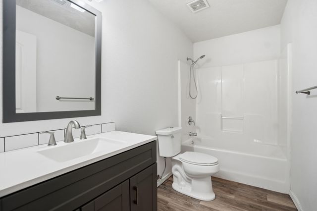 103 Garden Circle 4, Branson, MO 65616