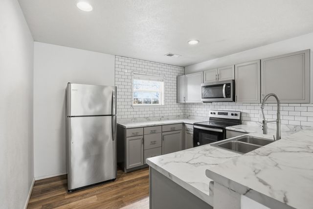 103 Garden Circle 4, Branson, MO 65616