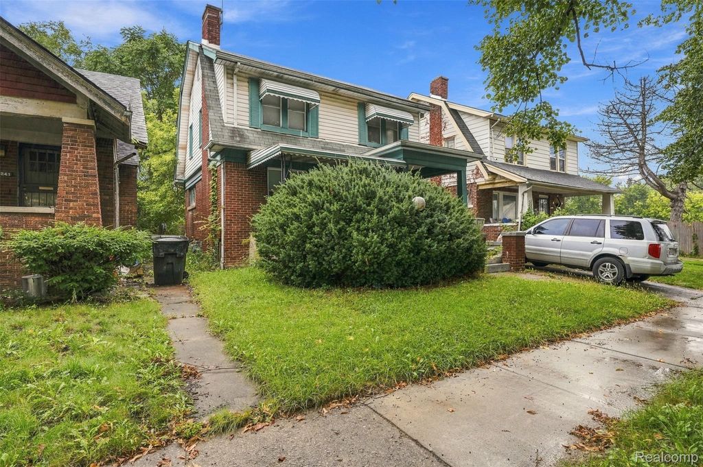 13247 Stoepel Street, Detroit, MI 48238