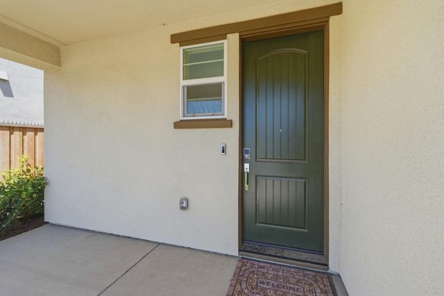 2116 Willa Grace Avenue, Manteca, CA 95337