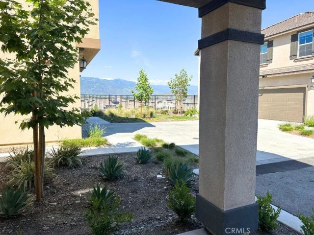 2511 Gunner Ridge Way, Rialto, CA 92377