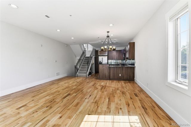 936 S Pearl Street 101, Denver, CO 80209