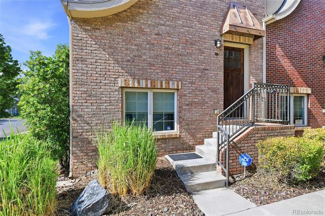 936 S Pearl Street 101, Denver, CO 80209