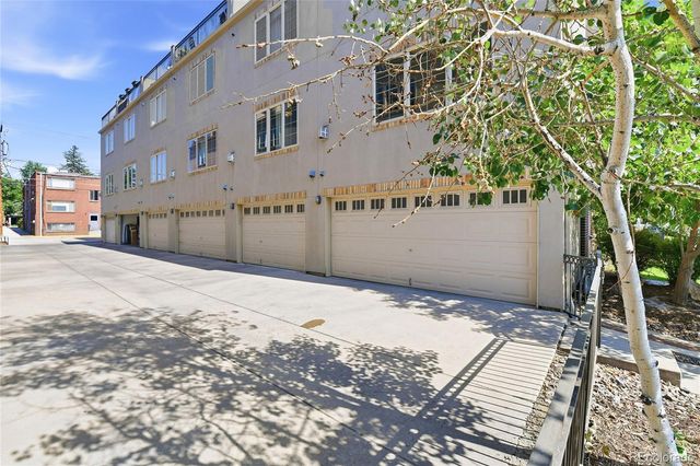 936 S Pearl Street 101, Denver, CO 80209